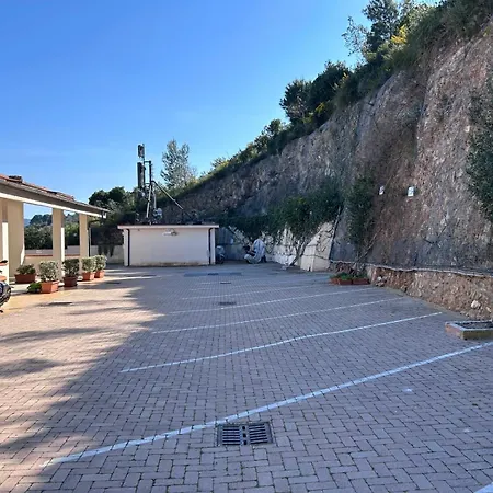 Aurora House -vista Mare Mozzafiato E Parcheggio Privato Daire *